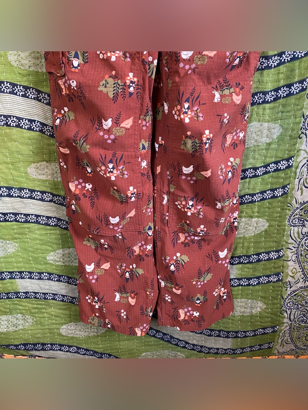 Duluth Trading Company Henna Garden Gnome Heirloom Overall Gardening Bibs XSx31 - Picture 7 of 16